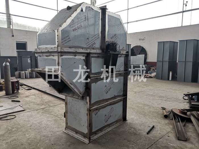 垂直斗式半岛(中国)